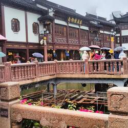 Die Zick-Zack-Brücke