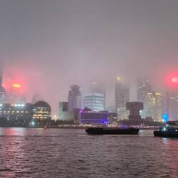 Und neblig ist es auch noch.