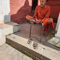 Arriving at Pashupatinath Temple