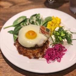 Vegan Loko Moto - 6/10⭐️