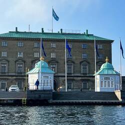 Amalienborg, where Fred and Mary live