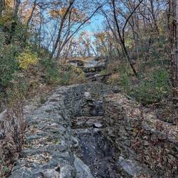 Leading up to the falls
