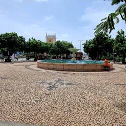 Der Hauptplatz der Stadt