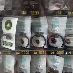 Gras im Automaten... Da kann Deutschland noch was lernen 😁