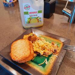 American Breakfast: Hashbrowns, sausage, scrambled eggs