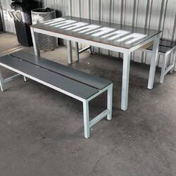 Die Bank. Von hier konnte ich nicht mehr alleine aufstehen.