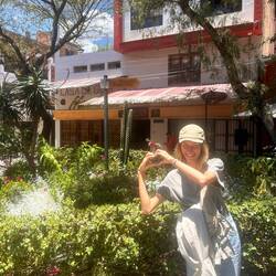 Huaraz - La Svizzera Peruviana. Cartello trovato a caso in un parchetto 🔎