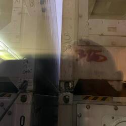 Uiiii, meine Aussicht ist mit Containern zugepflastert. Macht nichts.