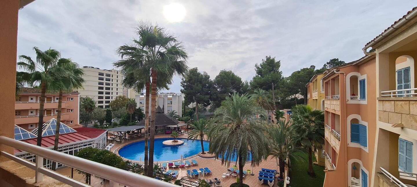 Blustery morning but warm