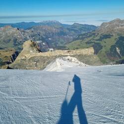 Vor dem morgigen Start noch die Skisaison auf dem Titlisgletscher eröffnet, yeah!