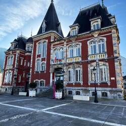 Hotel de Ville (City Hall)
