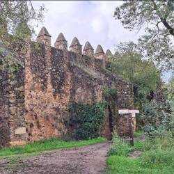 Start unserer Wanderung am Kloster