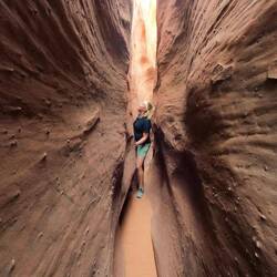 Es wird immer enger und die Wände höher