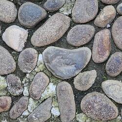 My first heart-shaped rock in Italy!