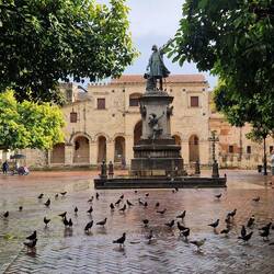 Plaza Colón