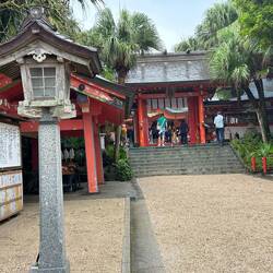 Colourful entrance along the way.