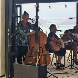 Live Musik morgens am Beach