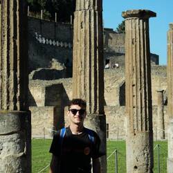 Quadriportique des Gladiateurs et le gladiateur Paulus
