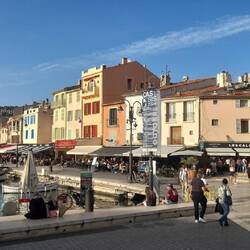 Cassis, die Hafenfront