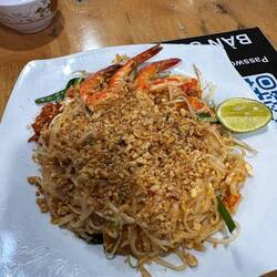 Pad thai