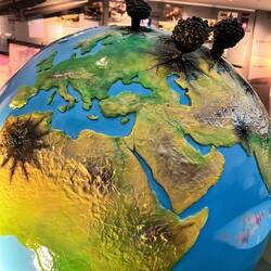 Eine Welt voller Atombomben