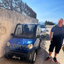 Little cars for narrow roads