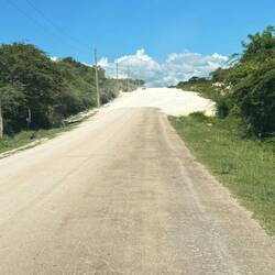 Über die Autobahn 44 🫣