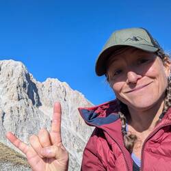 Dert obe bini gsi.... U mi ghört die ufem Gipfu immer no plappere🙉🙈