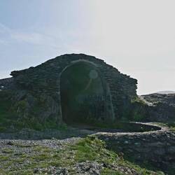 Ein Tunnelport und der Faro