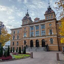 Das Rathaus von vorn