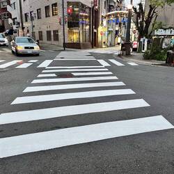 Diagonale Ampeln und Zebrastreifen - Effizienz!