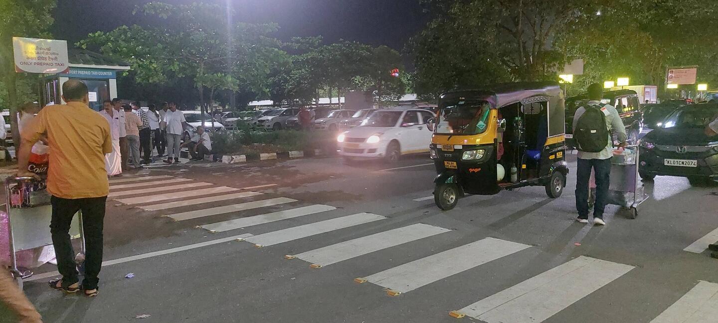 Das unvermeidliche Tuk Tuk an Flughafen