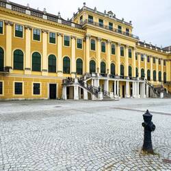 Completing the Grand Tour, we head outside to go onto the balcony ... Schloss Schönbrunn — Vienna.