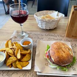 Still eating good in the neighborhood