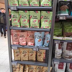 Datteln mit künstlichen Aromen...die Finnen sind pervers