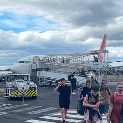 Evolutionists would probably call our airbridge an 'intermediary species'.