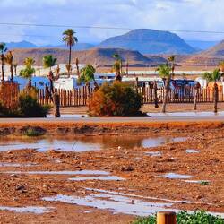Und wieder überall Pfützen!