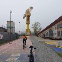 Cykling i Parc des Chantiers på Ile de Nantes (det gamle skibsværft)