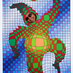 Mui having fun with a Vasarely poster ... Arkas Art — Alaçatı, İzmir.