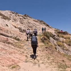 Den ersten Teil laufen wir in einer Gruppe mit einem Guide