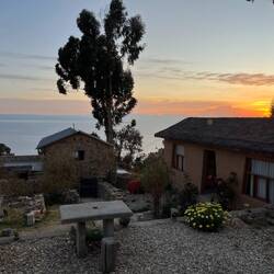 Der Sonnenaufgang am nächsten Morgen kann sich auch sehen lassen