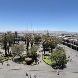 Der Ausblick von der Kathedrale auf den Plaza de Armas