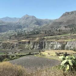 Dann geht es weiter den Canyon entlang