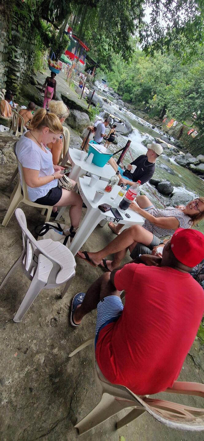 Leider darf man nicht mehr im Fluß sitzen