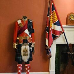 Highlander en uniforme d'apparat