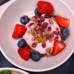 Yoghurt and fruit