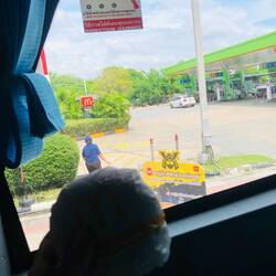 Danke Mc'i fia dein Liferservice direkt im Bus an mein sitzplatz-crazy service