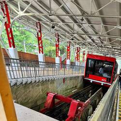 Zahnradbahn zurück nach Osaka