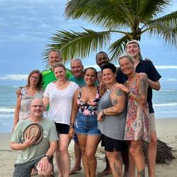 Ein letztes Gruppenbild am Strand