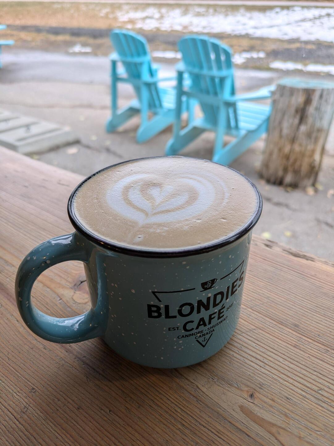 Blondies Café